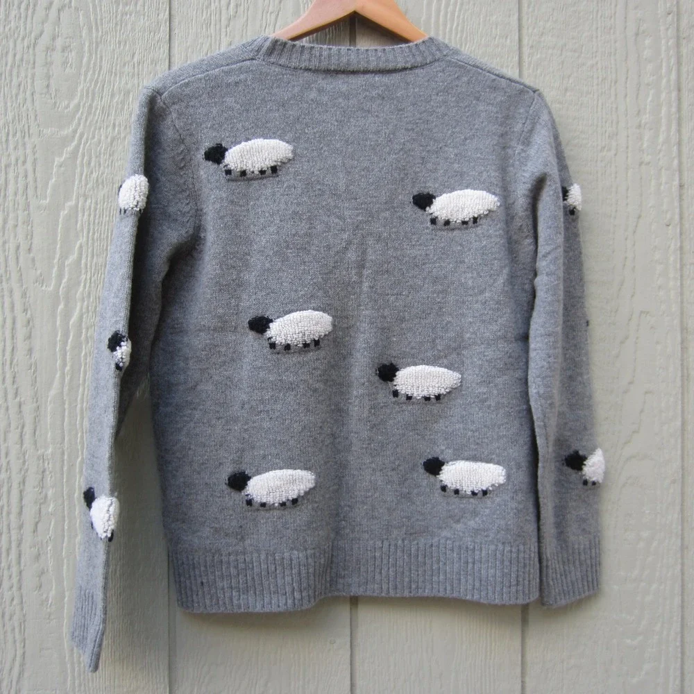 WoolOvers Cardigan Womens M Grey White 3D Sheep Lambswool winter boho whimsical